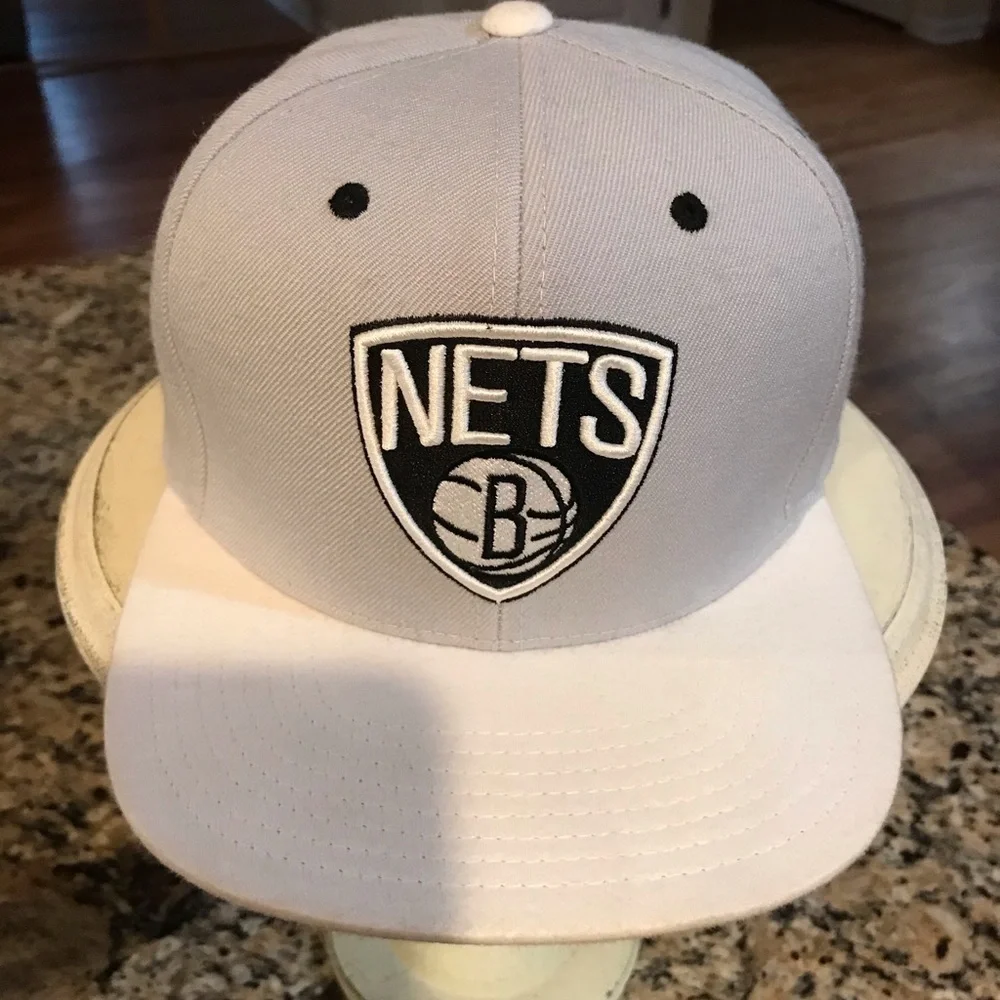 🏀 Mitchell & Ness NETS Cap